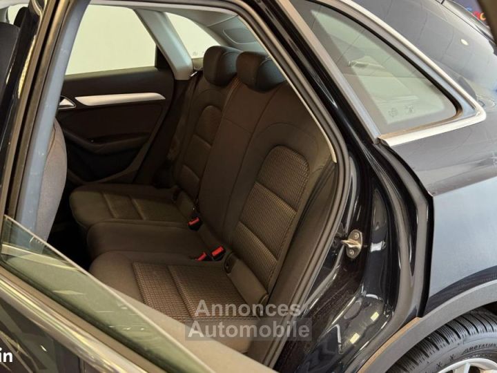 Audi Q3 20 TFSI 210 AMBIENTE QUATTRO S-TRONIC BVA - 9