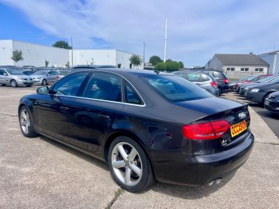 Audi A4 20 TDI 143CH S LINE / DISTRI OK   - 4