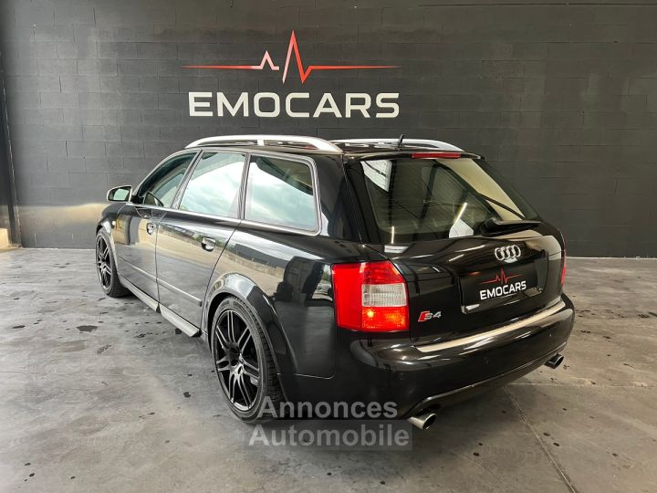 Audi S4 42 v8 344cv - 3