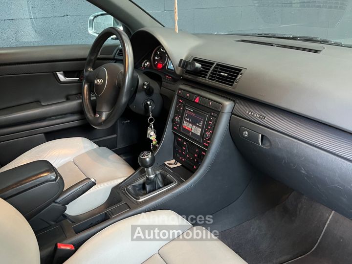 Audi S4 42 v8 344cv - 12