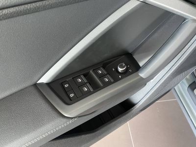 Audi Q3 35 TFSI 150 ch S tronic 7 S line   - 11
