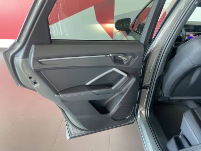 Audi Q3 35 TFSI 150 ch S tronic 7 S line   - 17