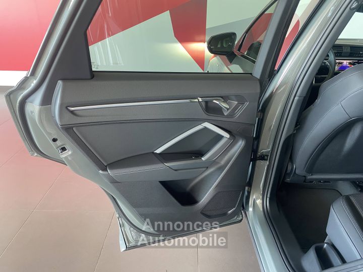 Audi Q3 35 TFSI 150 ch S tronic 7 S line - 17