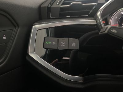 Audi Q3 35 TFSI 150 ch S tronic 7 S line   - 23