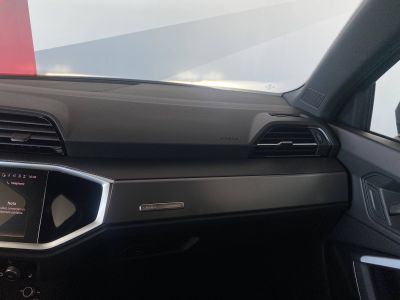 Audi Q3 35 TFSI 150 ch S tronic 7 S line   - 37