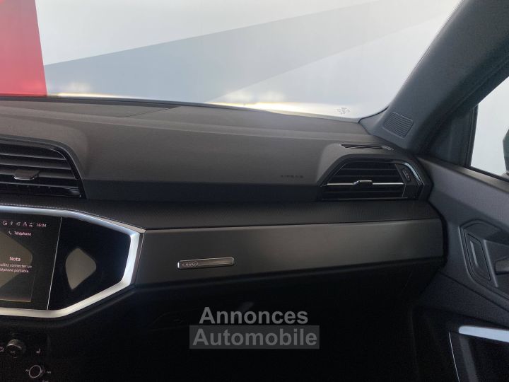 Audi Q3 35 TFSI 150 ch S tronic 7 S line - 37