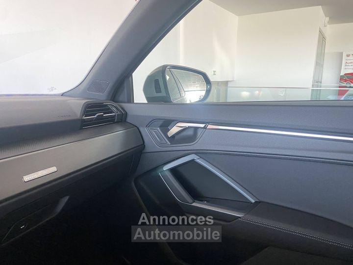 Audi Q3 35 TFSI 150 ch S tronic 7 S line - 38