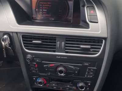 Audi A4 IV (B8) 20 TDI 143ch DPF S line Plus   - 16