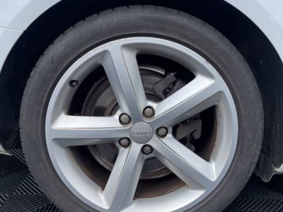 Audi A4 IV (B8) 20 TDI 143ch DPF S line Plus   - 20