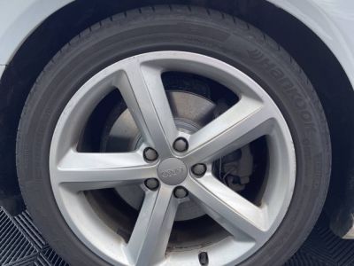 Audi A4 IV (B8) 20 TDI 143ch DPF S line Plus   - 22