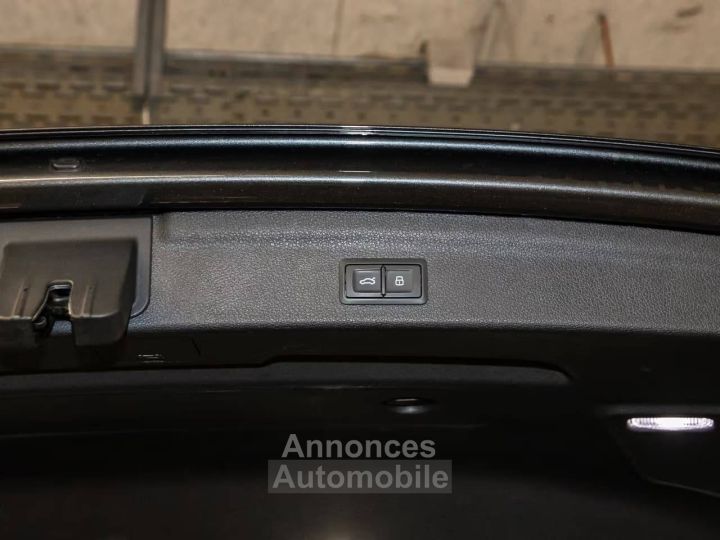 Audi RS Q3 RSQ3 25 TFSI quattro ATTELAGE Matrix sans clé J''21 - 8