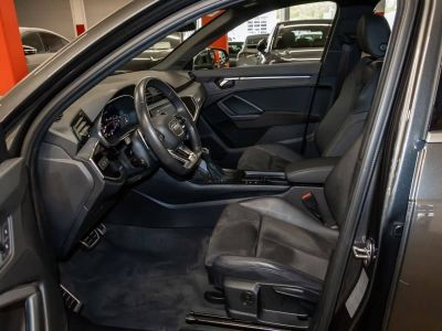 Audi RS Q3 RSQ3 25 TFSI quattro ATTELAGE Matrix sans clé J''21   - 14