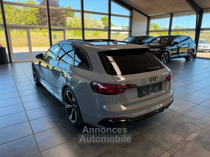 Audi RS4 Avant 29 TFSI quattro Pano B&O - 3