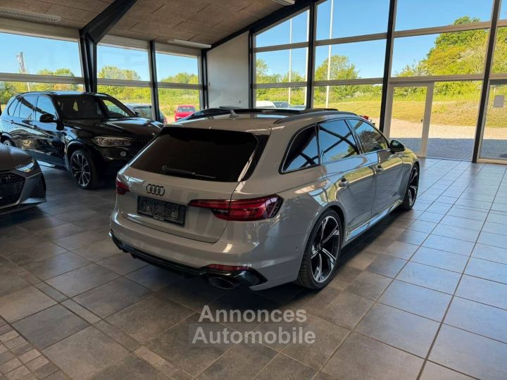 Audi RS4 Avant 29 TFSI quattro Pano B&O - 4