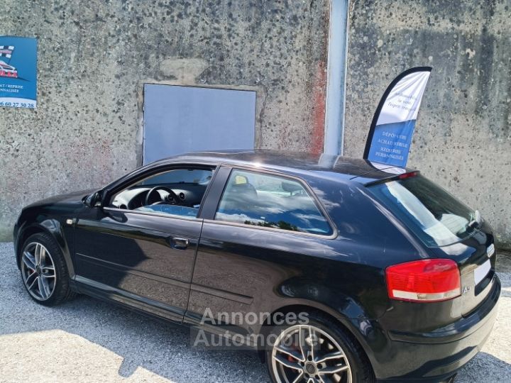 Audi A3 A3 V6 32 QUATTRO 250CV - 9