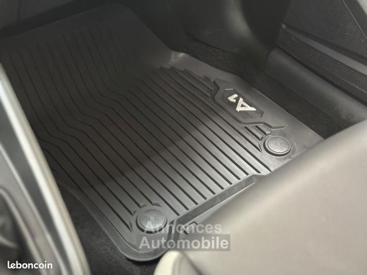 Audi A1 Sportback 30 TFSI S line VIRTUAL COCKPIT tronic APPLE CARPLAY GARANTIE 12 MOIS - 15