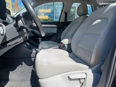 Audi Q3 20 TDI 140 AMBIENTE   - 5