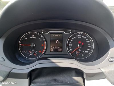 Audi Q3 20 TDI 140 AMBIENTE   - 8