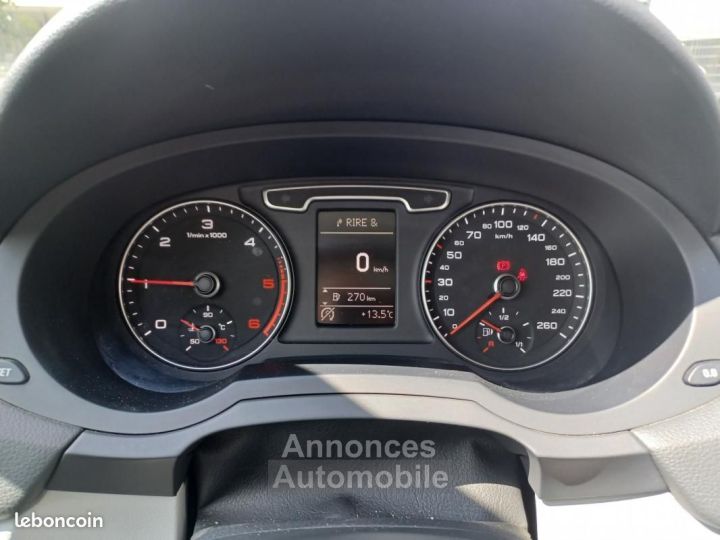 Audi Q3 20 TDI 140 AMBIENTE - 8
