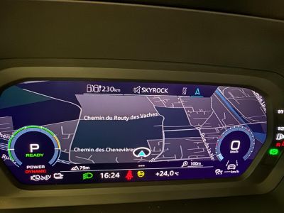 Audi A3 40 TFSIE TOIT OUVRANT / CAM RECUL   - 18