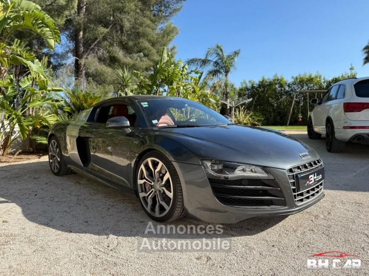 Audi R8 V10 52 FSI 525cv QUATTRO R-TRONIC - 3