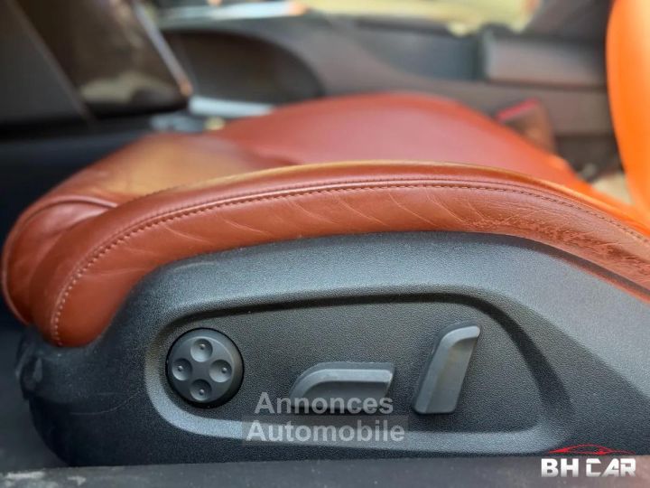 Audi R8 V10 52 FSI 525cv QUATTRO R-TRONIC - 13