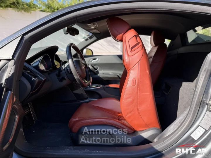 Audi R8 V10 52 FSI 525cv QUATTRO R-TRONIC - 14