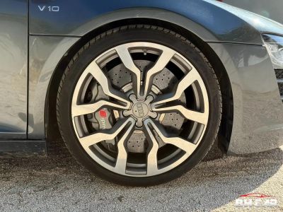 Audi R8 V10 52 FSI 525cv QUATTRO R-TRONIC   - 28