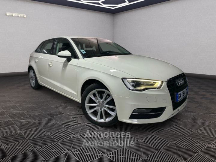 Audi A3 Sportback (8VA) 12 TSi 16V S&amp;S 105 cv Ambition - 3