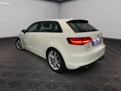 Audi A3 Sportback (8VA) 12 TSi 16V S&amp;S 105 cv Ambition   - 4