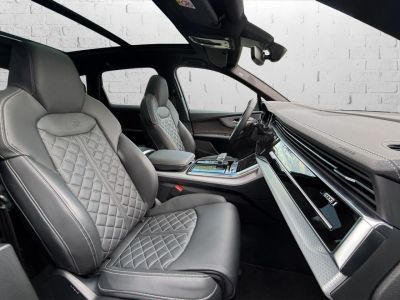 Audi Q7 60 TFSIe 490 Tiptronic 8 quattro 5pl tfsi e   - 8
