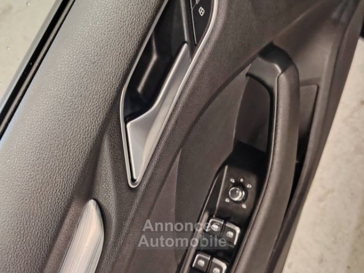Audi A3 III 20 TDI 150ch FAP S Line S tronic 6 - 11