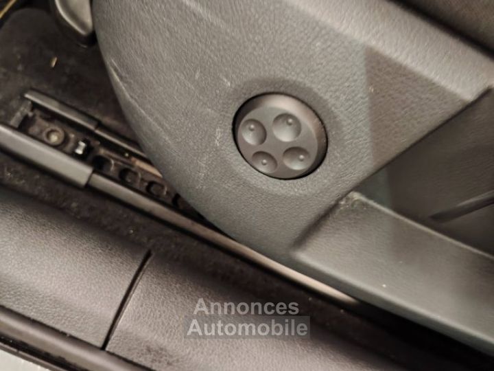 Audi A3 III 20 TDI 150ch FAP S Line S tronic 6 - 13