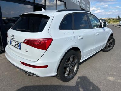 Audi Q5 V6 30 TDI 240 DPF Quattro Ambiente S tronic 7   - 4