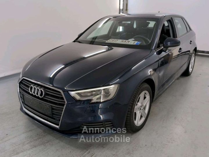 Audi A3 Sportback 30TDi STronic - 2