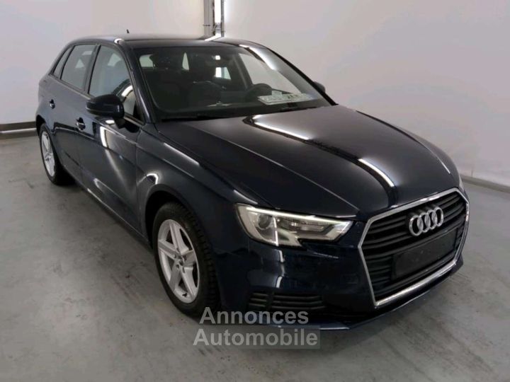 Audi A3 Sportback 30TDi STronic - 3