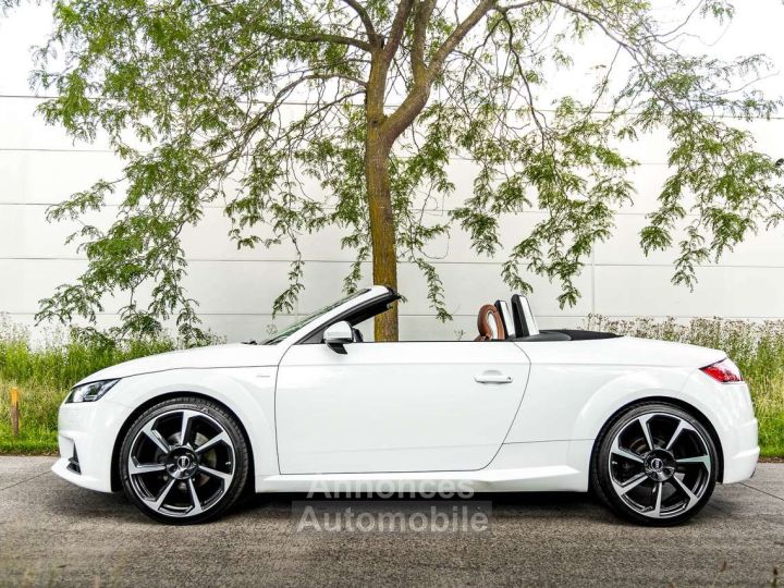 Audi TT RS Cabrio 18 TFSI S tronic Line Cognac Seats - 10