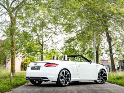 Audi TT RS Cabrio 18 TFSI S tronic Line Cognac Seats   - 19