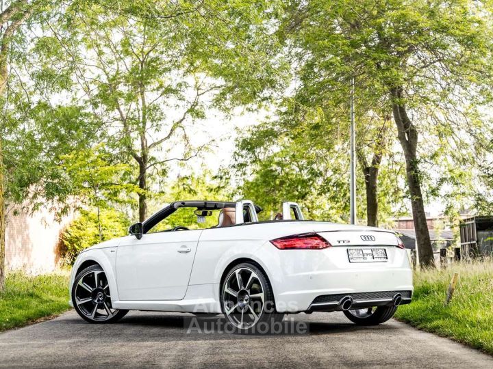 Audi TT RS Cabrio 18 TFSI S tronic Line Cognac Seats - 20