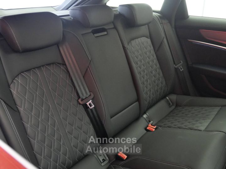Audi A6 Avant C8 55 TFSI E 367 CH QUATTRO S TRONIC 7 Compétition - 19