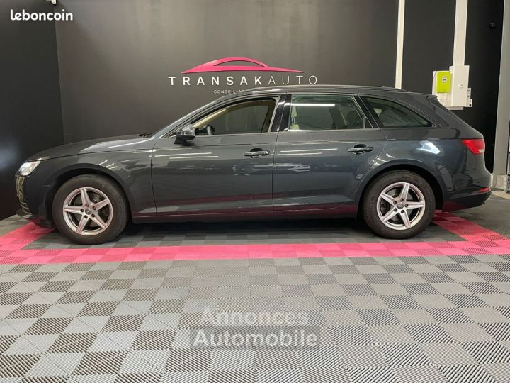 Audi A4 Avant 35 TDI 150 S tronic 7 Design Luxe - 10