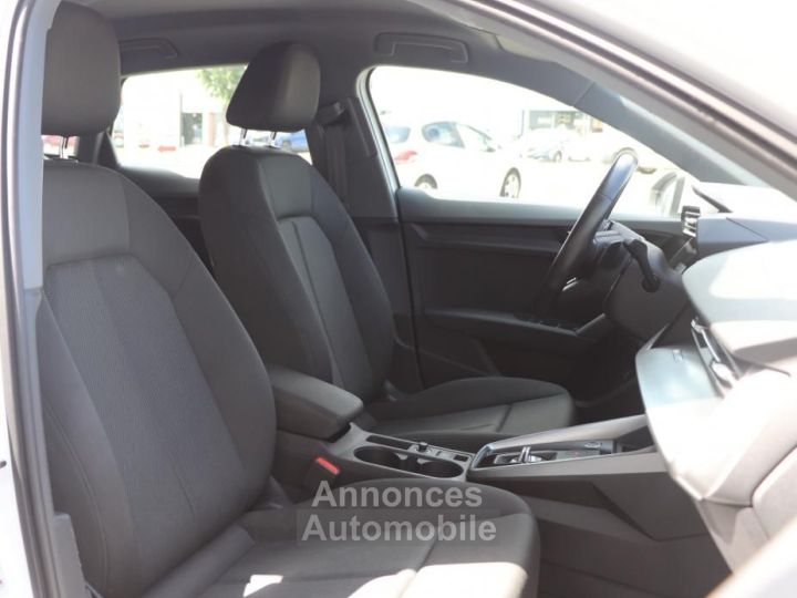 Audi A3 Sportback 40 TFSIE 204ch BUSINESS S-TRONIC BVA VIRTUAL COCKPIT CARPLAY - 6