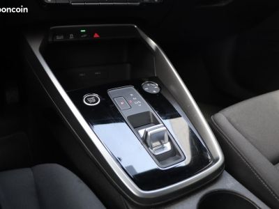 Audi A3 Sportback 40 TFSIE 204ch BUSINESS S-TRONIC BVA VIRTUAL COCKPIT CARPLAY   - 11