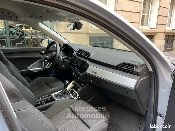Audi Q3 35 TFSI 150 S TRONIC 7 - 5
