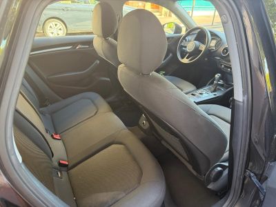 Audi A3 III (2) SPORTBACK 16 TDI 116 BUSINESS LINE S TRONIC 7   - 7