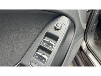Audi A4 Avant 20 TDI 150 BVA S-LINE - SIEGES CHAUFFANTS / ENTRETIEN COMPLET   - 35