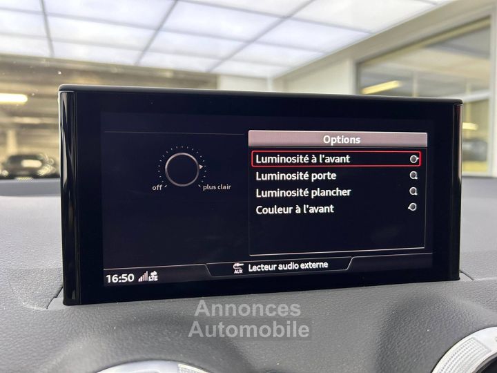 Audi Q2 35 TFSI 150 S tronic 7 S line - 37