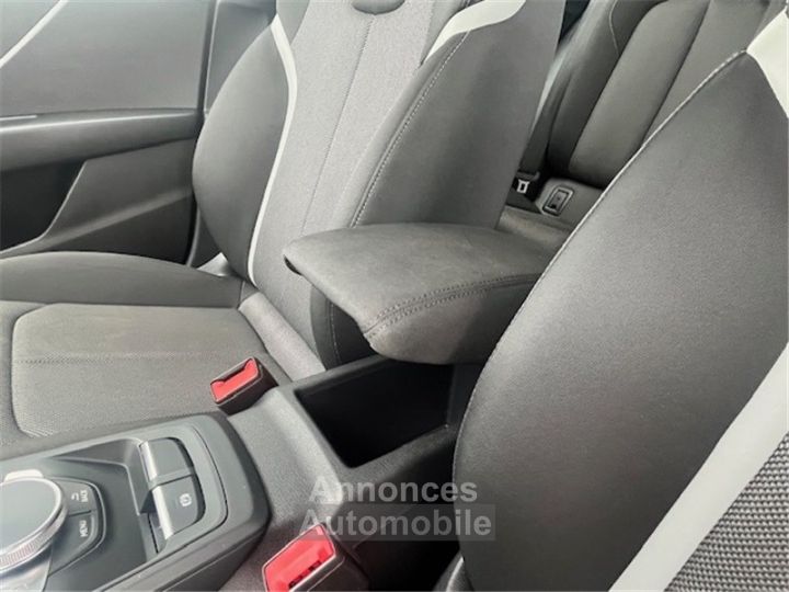 Audi Q2 30 TDI 116 S tronic 7 Sport - 24