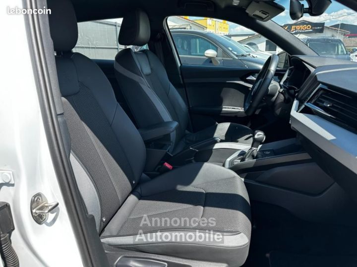 Audi A1 Sportback 10 30 TFSI 110 CH S-LINE S-TRONIC BVA ENTRETIEN CONTRUCTEUR - 11