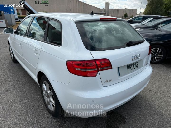 Audi A3 Sportback 18 TFSI 160 AMBIENTE 1ère MAIN - 4